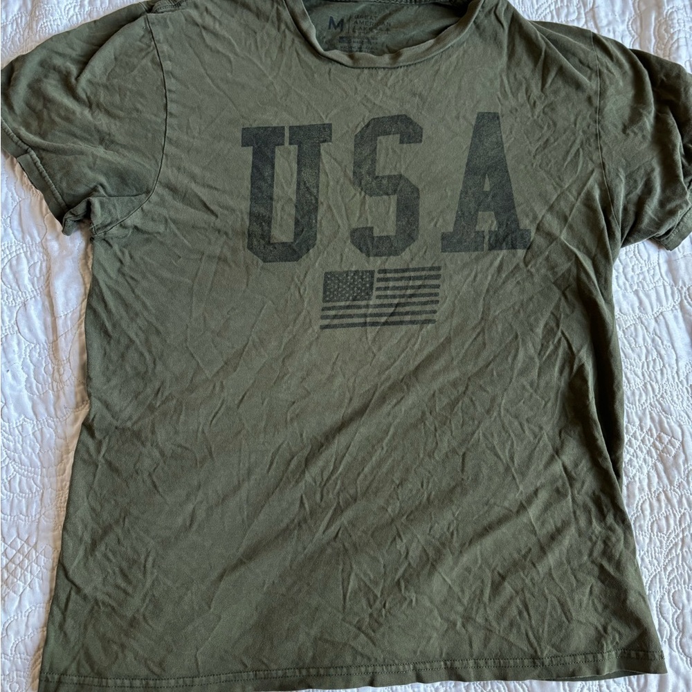 Olive Green USA Graphic Tee - Short Sleeve Size Medium